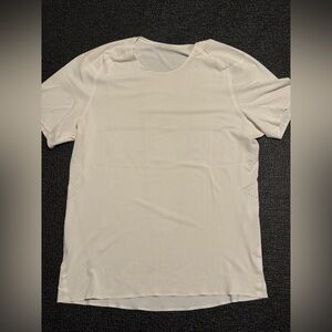 Lululemon fast & free tshirt